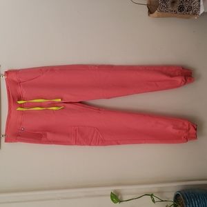 Figs S/T Zamora Jogger 2.0 in Hot Coral